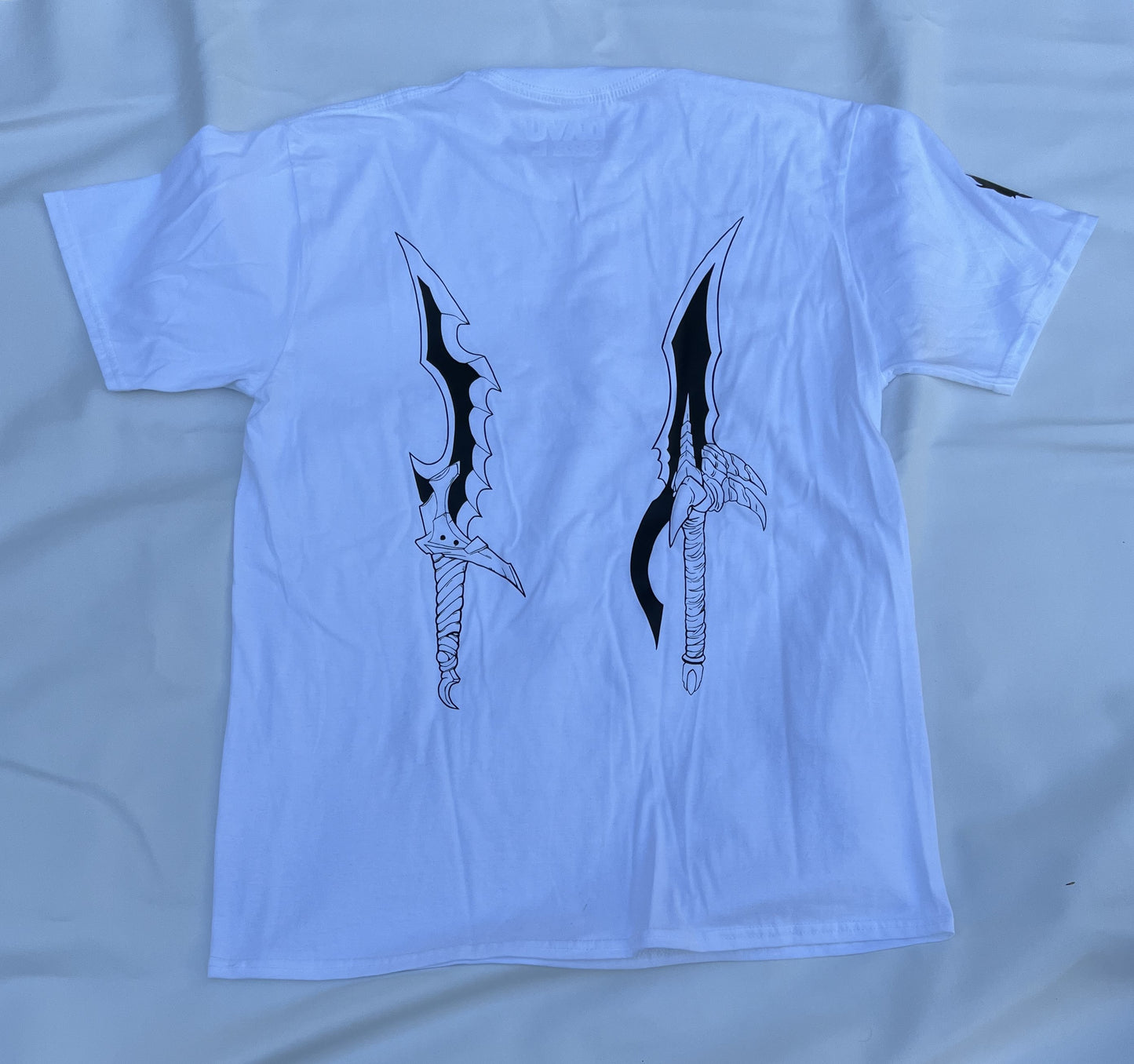 "Solo Leveling Weapons" T-shirt