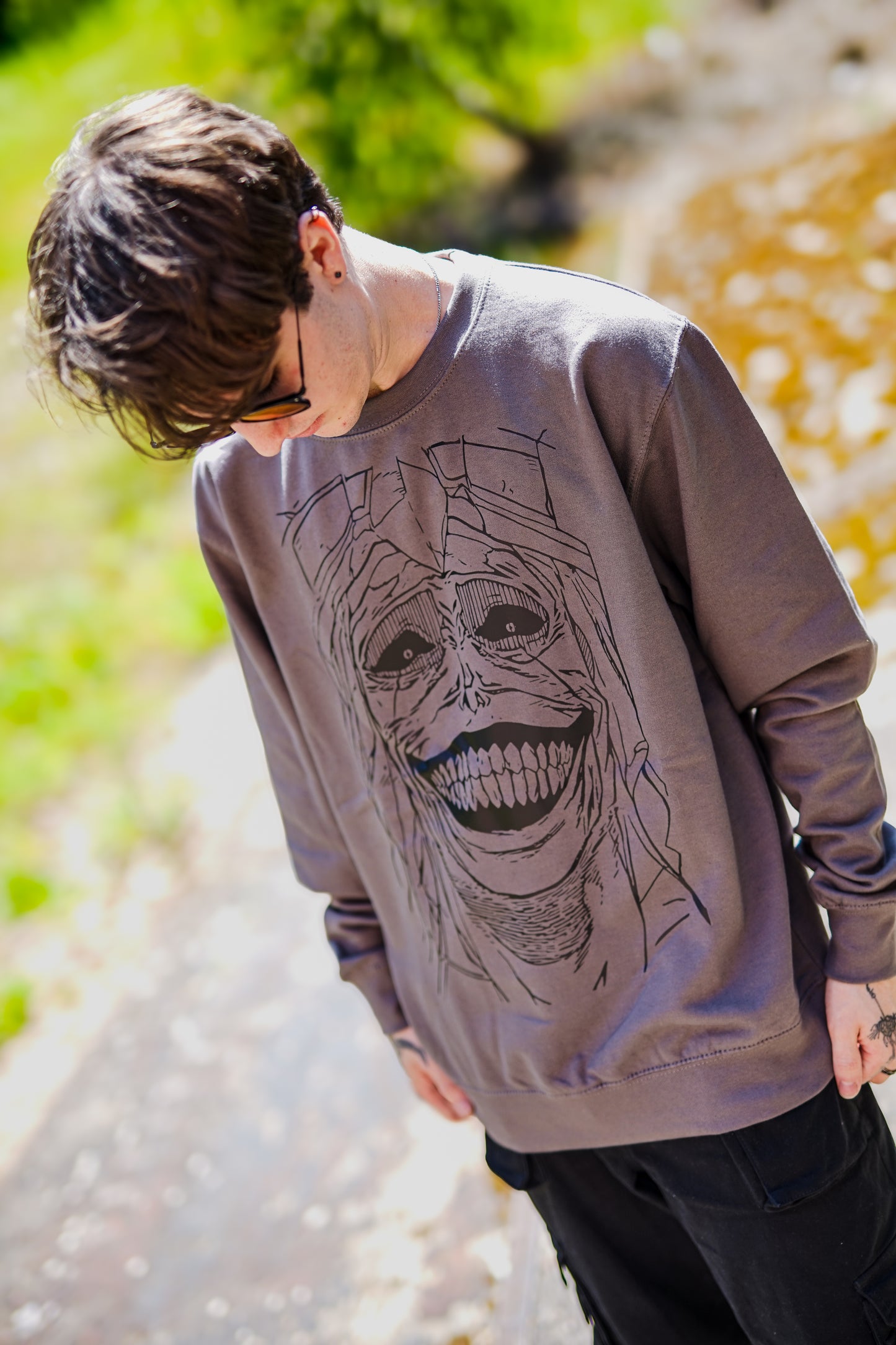 "Solo Leveling Statue of God" Sweatshirt